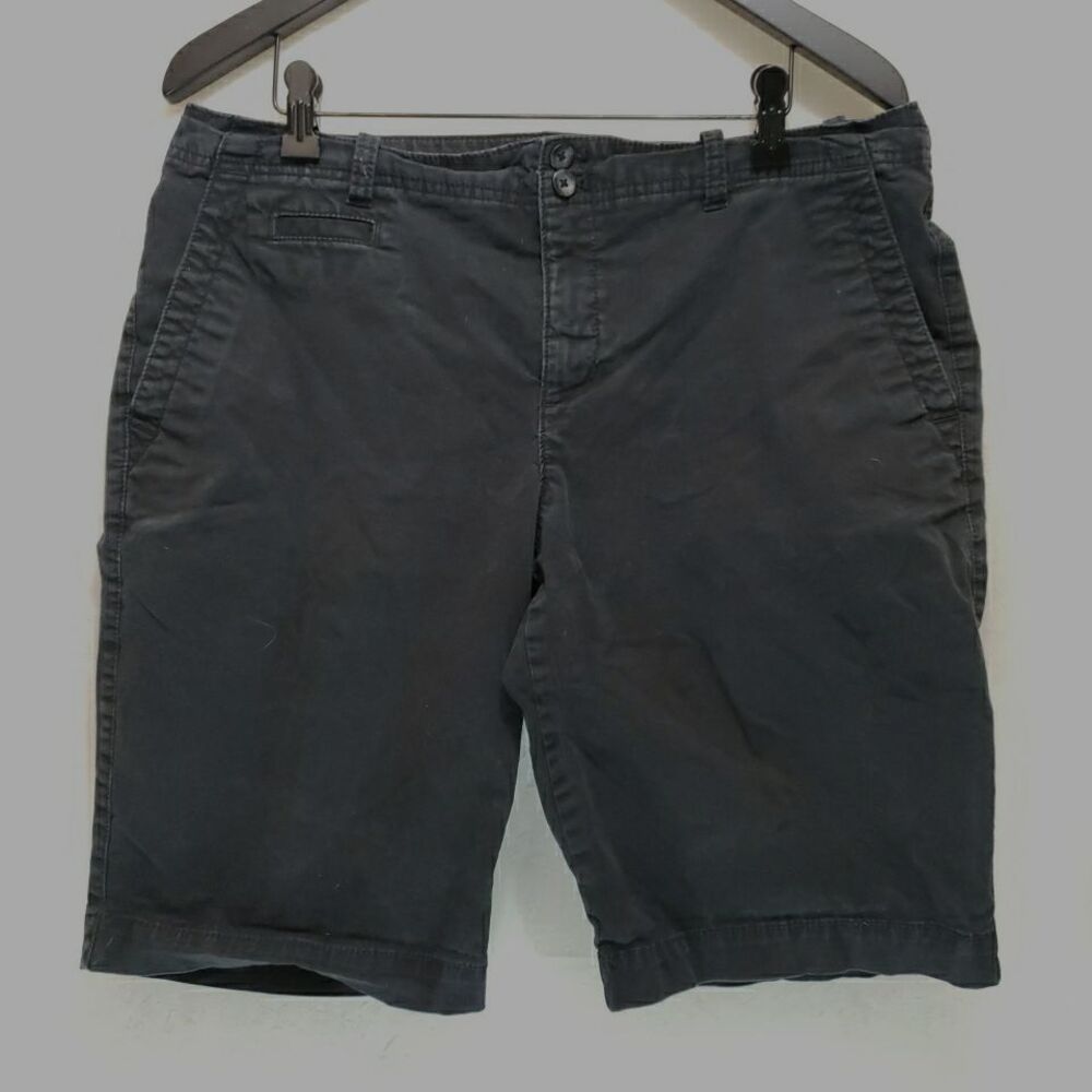 Eddie Bauer Shorts Size 12 Black Waist 34 Inseam 11" Cotton Blend Walking Shorts